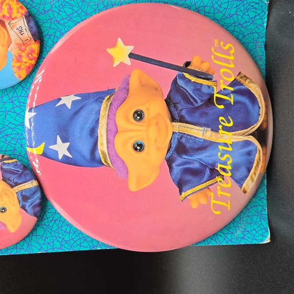 VINTAGE 1992 FUN BUTTON SUPER PACK TREASURE TROLLS BUTTONS - Picture 6 of 6